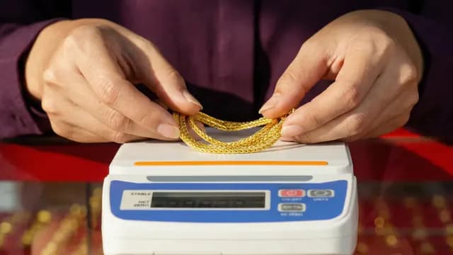 Apakah Harga Emas Stabil atau Selalu Naik? Ini Penjelasannya