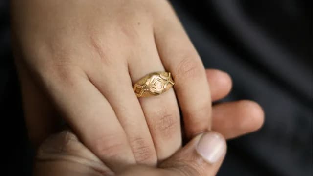 Harga Cincin Emas 200 Ribuan, Kelebihan dan Kekurangannnya