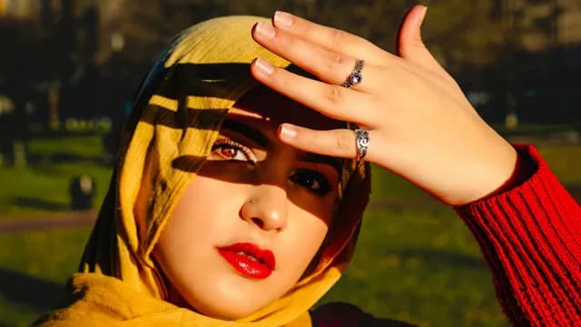 Hukum Memakai Perhiasan Emas bagi Wanita: Boleh atau Haram?