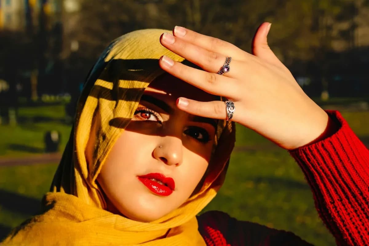 Hukum Memakai Perhiasan Emas bagi Wanita: Boleh atau Haram?