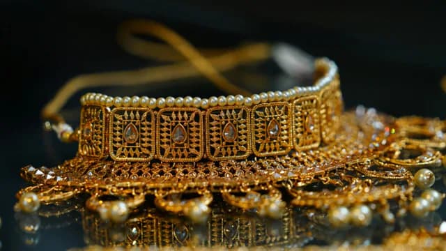 Harga Emas Arab 21 Karat: Panduan Menghitung & Mengenal Ciri Aslinya