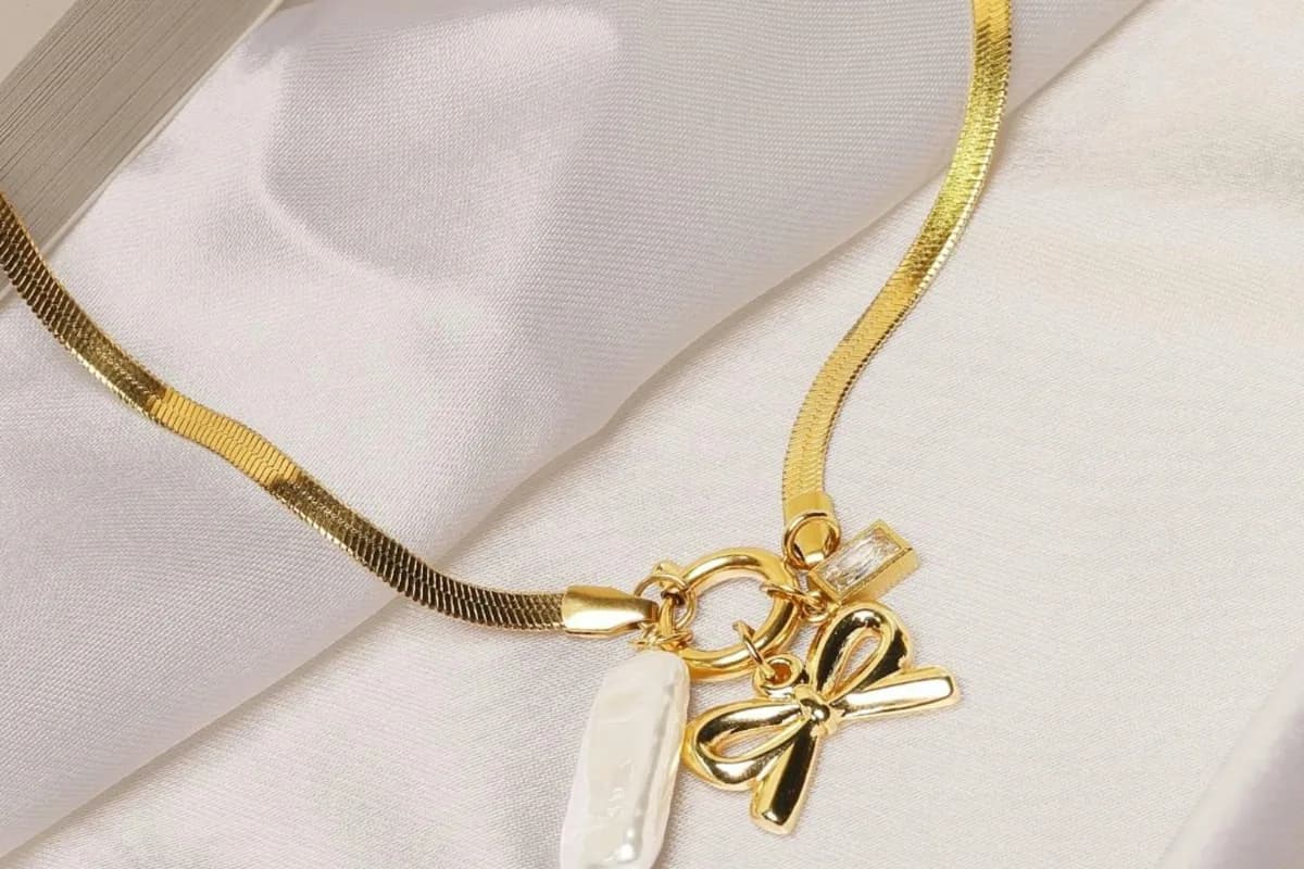 5 Rekomendasi Model Kalung Emas Terbaru yang Elegan dan Kekinian
