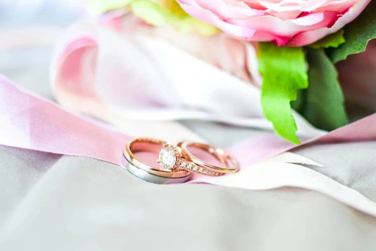 5 Tips Memilih Cincin Nikah Emas yang Memorable & untuk Investasi Jangka Panjang