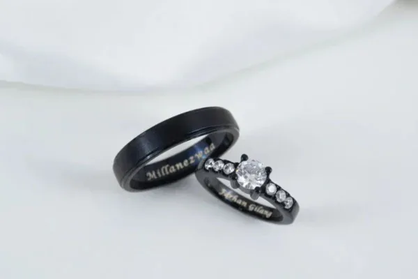 emas hitam