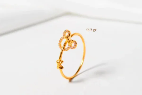 Model cincin emas terbaru wanita