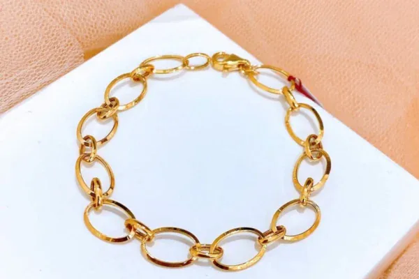Gelang rantai wanita
