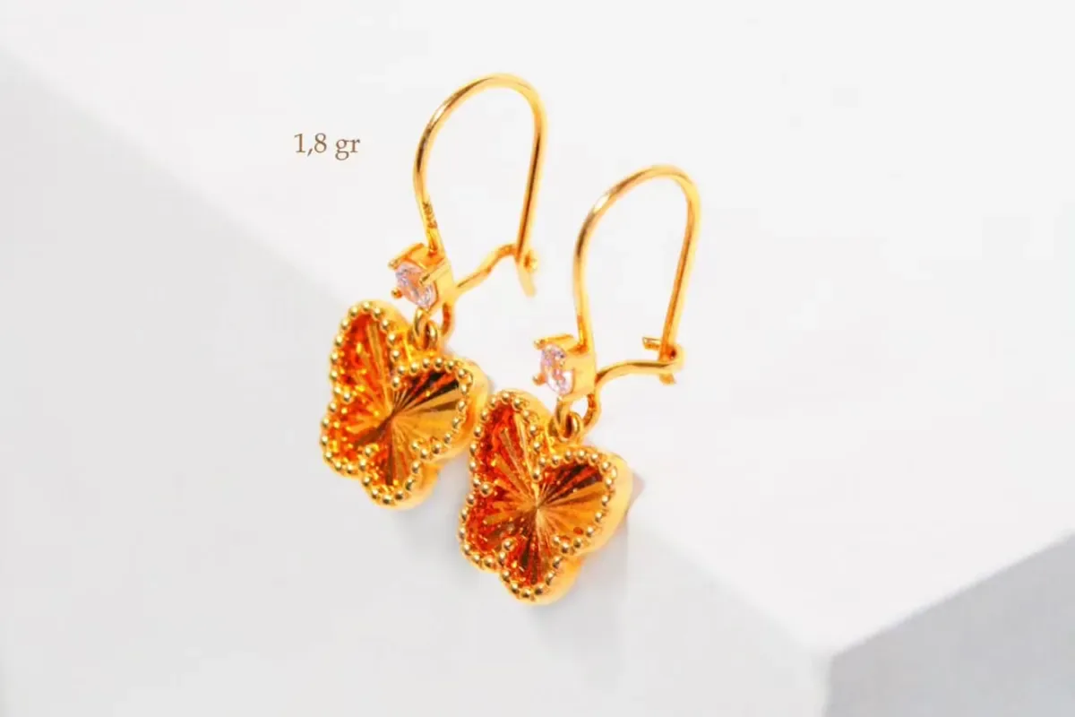 Cara memakai anting agar tidak sakit