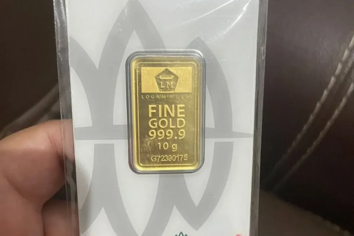 Emas logam mulia 10 gram