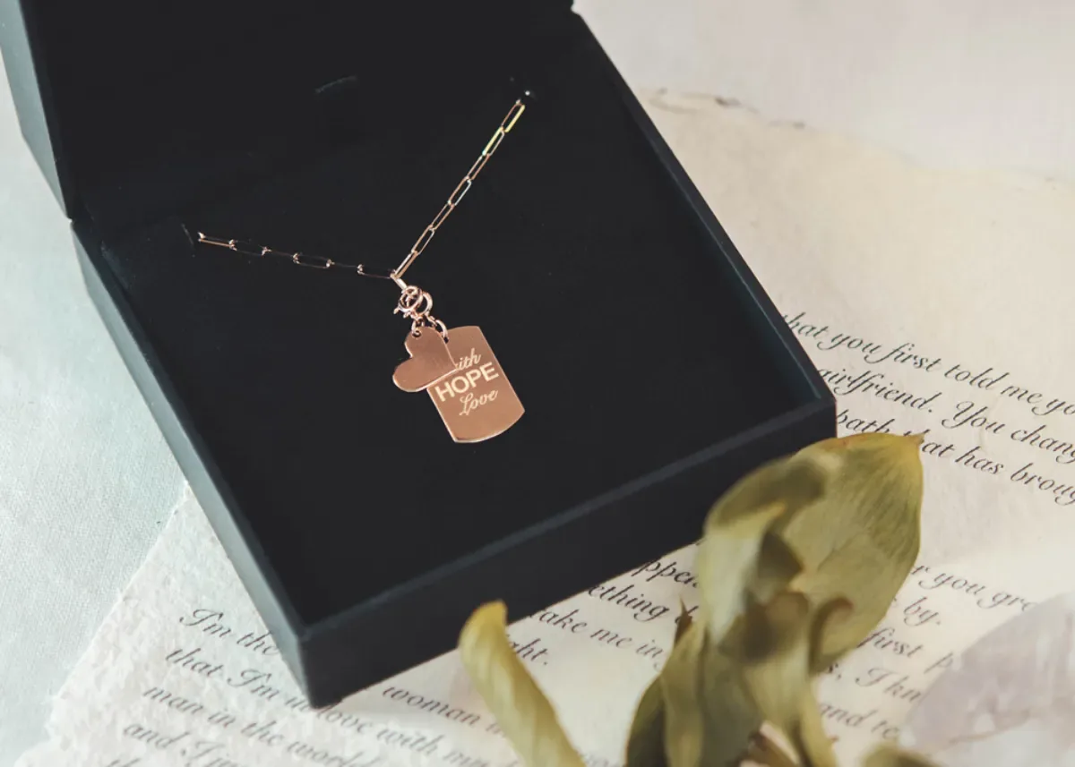 Kalung Huruf Kecil