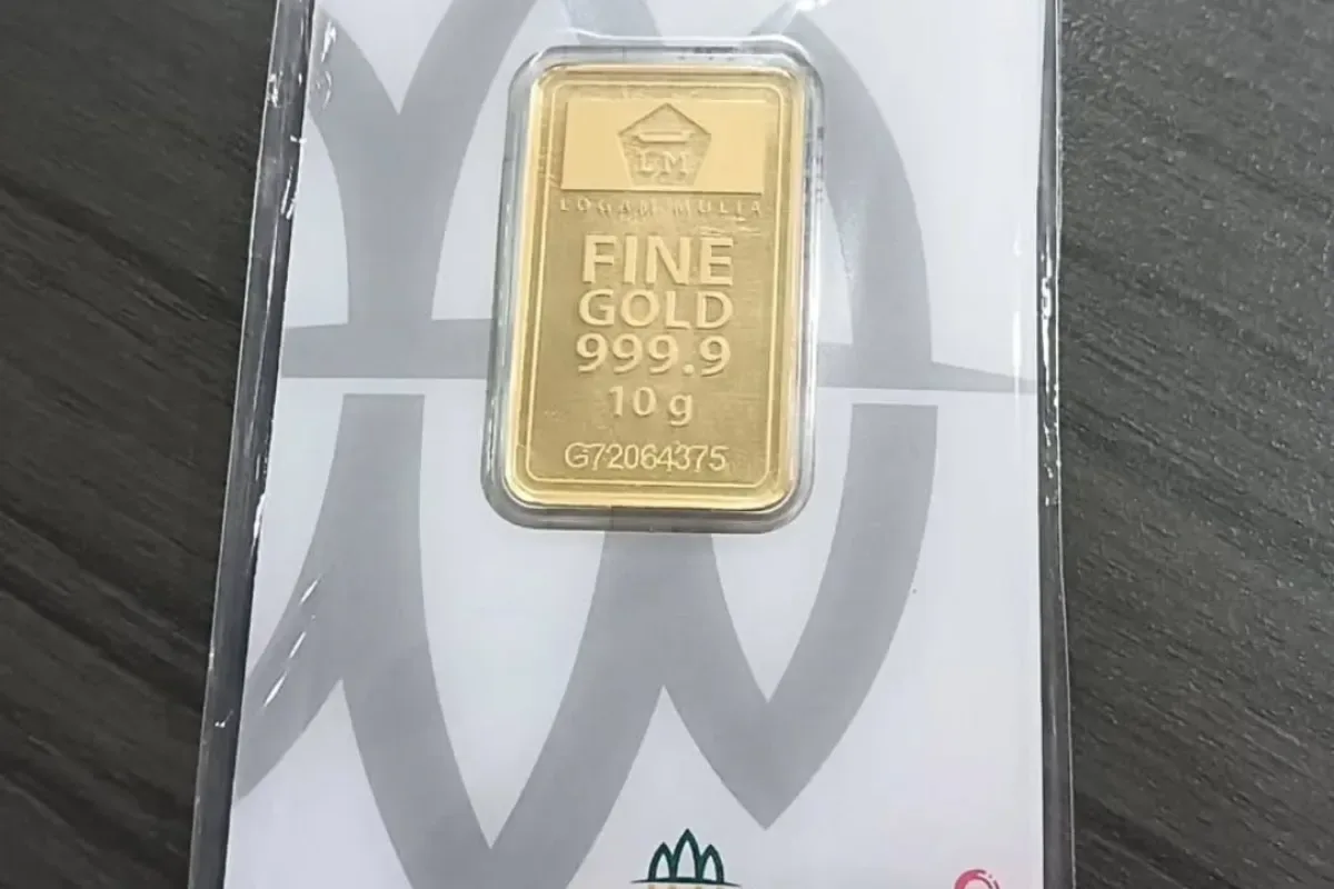 Souvenir Emas