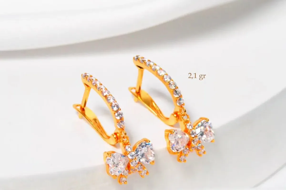 cara agar telinga tidak sakit saat pakai anting
