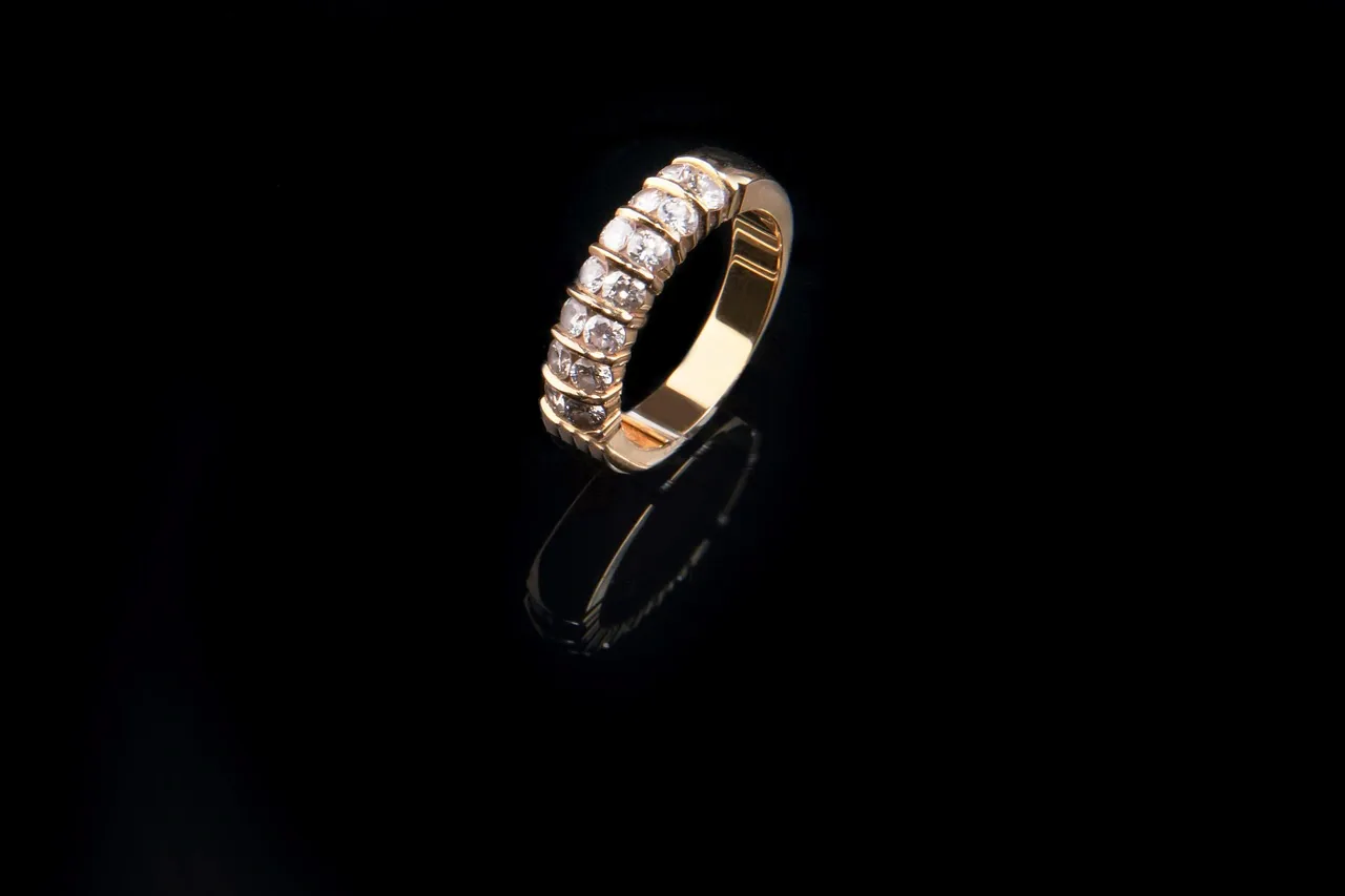 8 Tips Membeli Cincin Emas untuk Investasi dan Perhiasan
