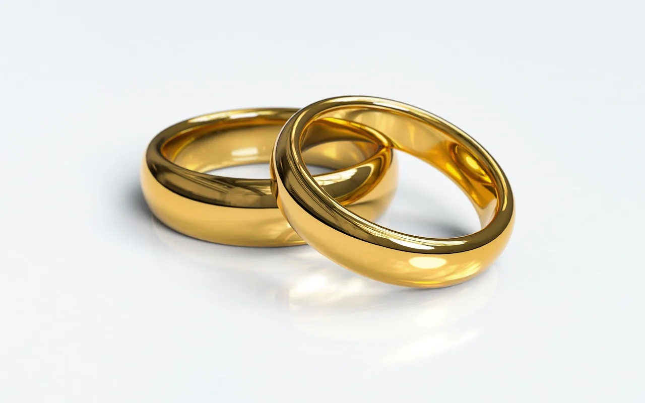 beli cincin emas online